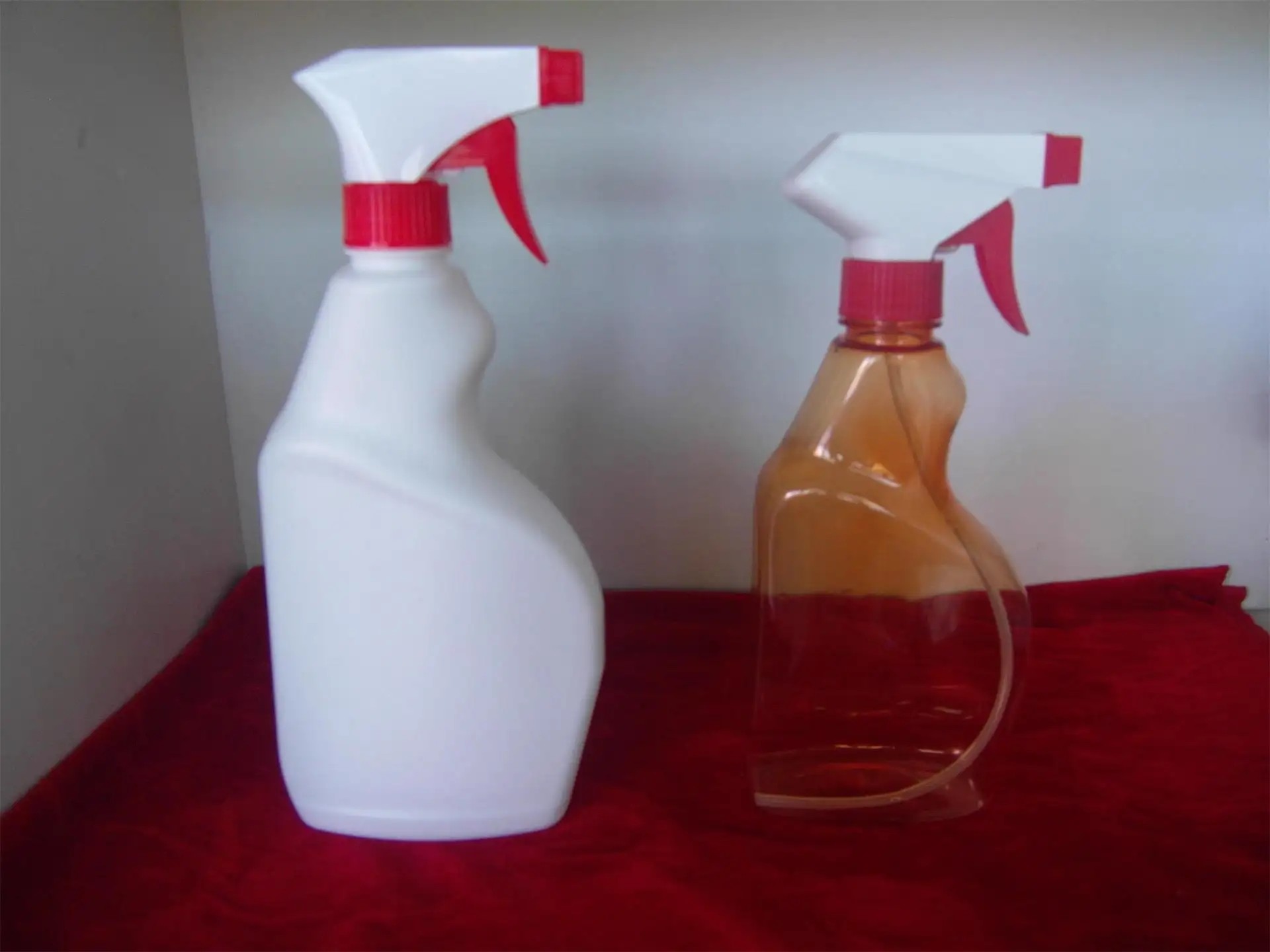 Buy cheap CE Standard HDPE Blow Moulding Machine For Spray Water Bottle from wholesalers