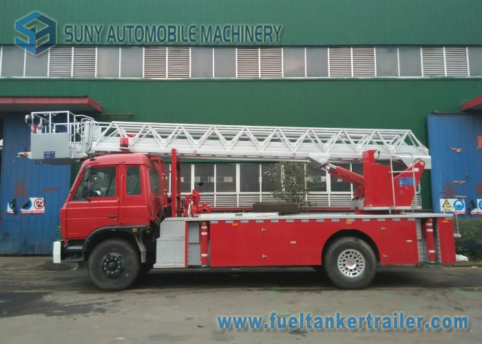 China DONGFENG 4 * 2 120hp Fire Rescue Truck One And Half Row Non - Longhead Cab on sale