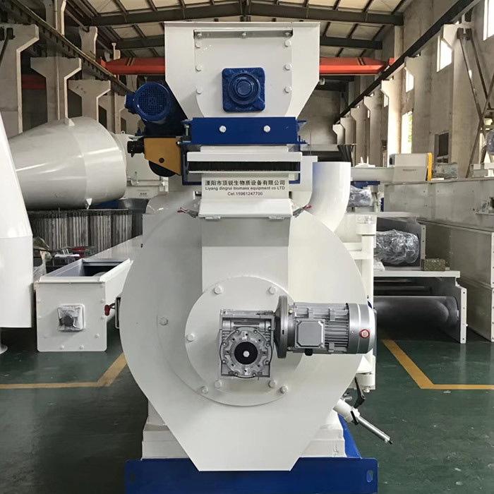 China EFB Cotton Stalk 2t/H Biomass Pellet Mill Machine For Wood 132kw wholesale