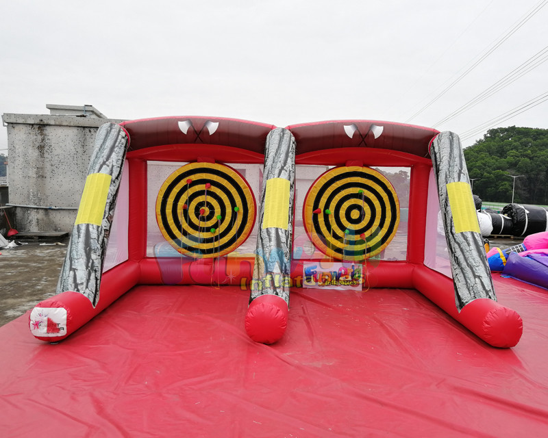 EN71 Inflatable Sports Games Carnival Inflatable Axe Throw Dart Axe Throwing Double Lane