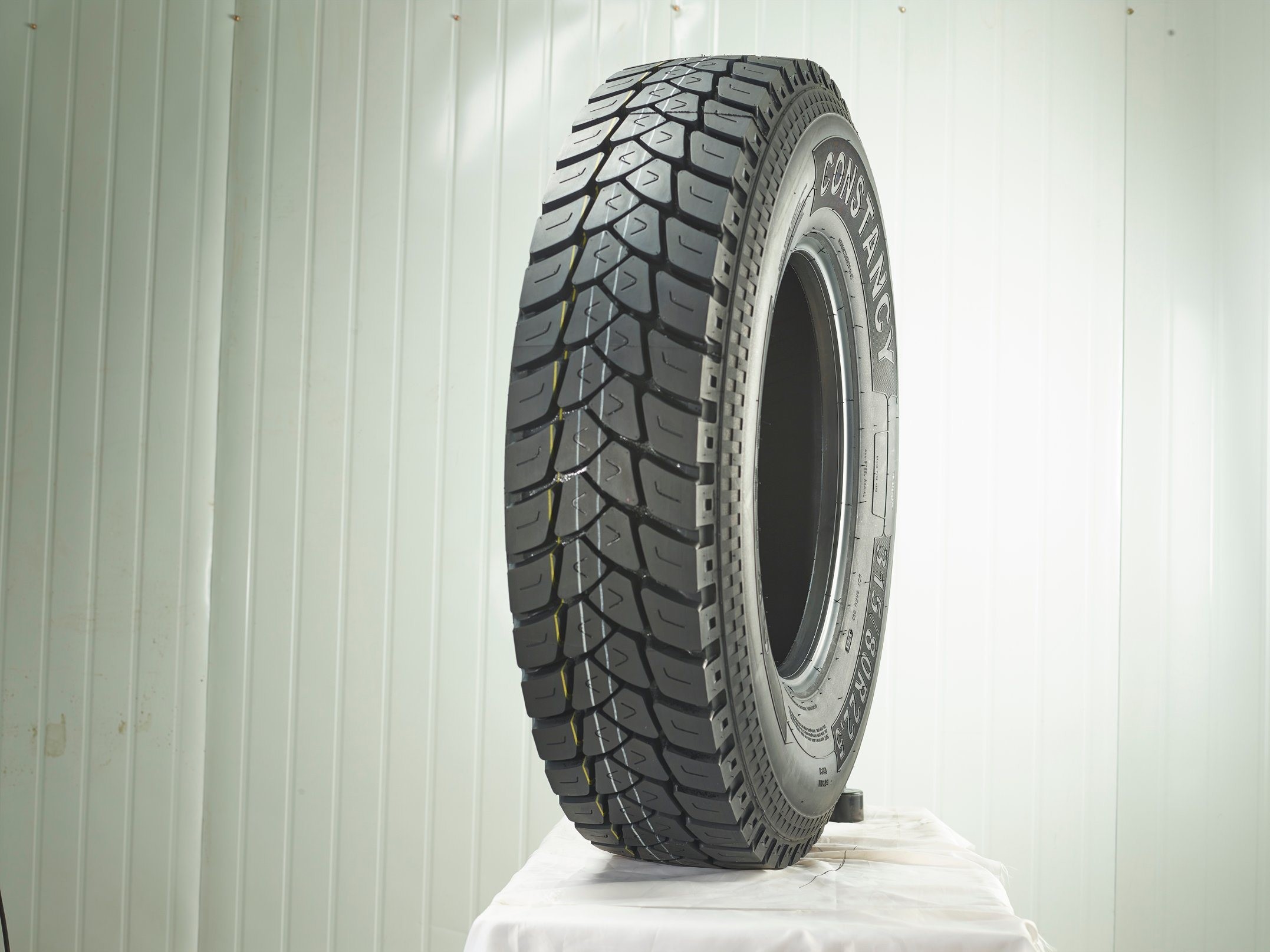                  Constancy TBR Tyre, Truck Tires with All Steel Radial (315/80R22.5)              for sale