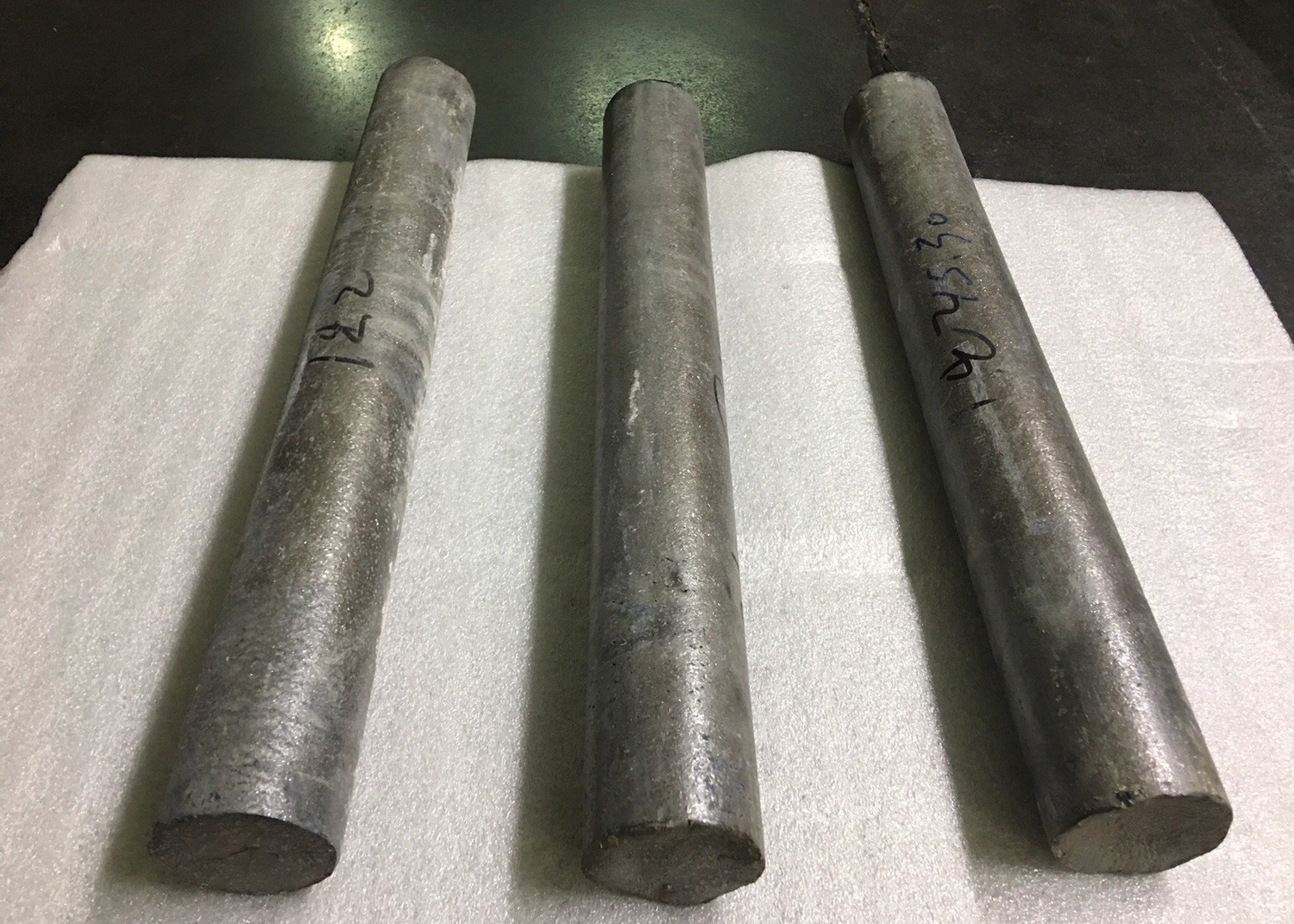 China Dia 28mm Black Molybdenum Rods For Welding Industry wholesale