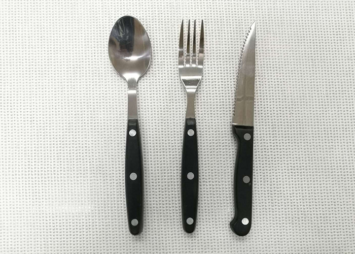 China Plastic Handle Stainless Steel Flatware Sets of 3 Pieces Knife Fork and Spoon Length 20cm on sale