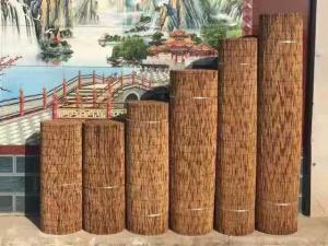 China ECO Friendly Decoration Panels Privacy Carbonized Natural Reed Outdoor Garden Fencing wholesale