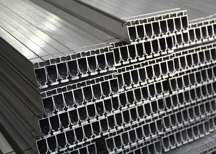 Silver Industrial Standard Aluminum Extrusion Profiles Mill Finish Custom Length