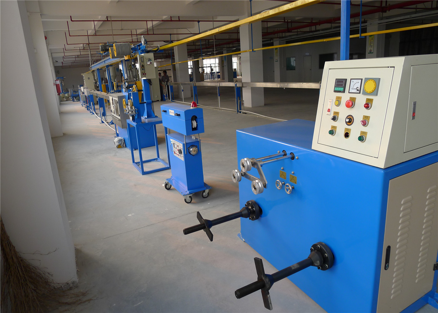 China Industrial Lead Wire Extrusion Machine , Plastic Cable Making Equipment wholesale