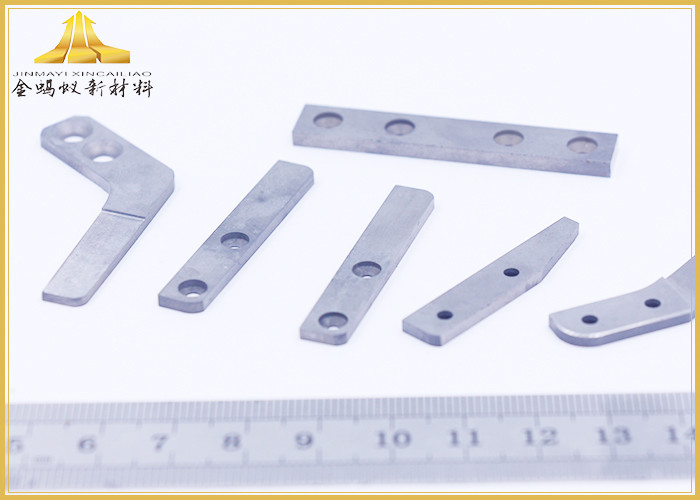 China High Hardness Tungsten Scraper Blades , Tungsten Razor Blades With Multi Holes 2 Edges wholesale