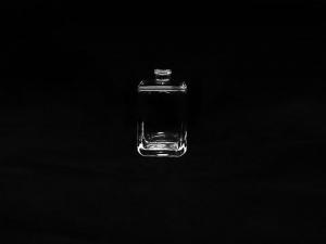 China Custom 100ml Flint Transparent Perfume Glass Bottles Packaging wholesale