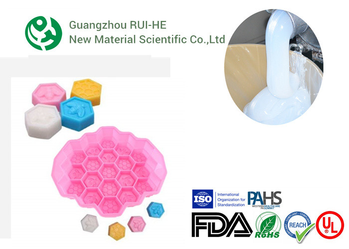 China Silicone Ice Cube Tray 100% Food Grade Silicone Rubber With FDA Standard Soft Silicone Mold wholesale