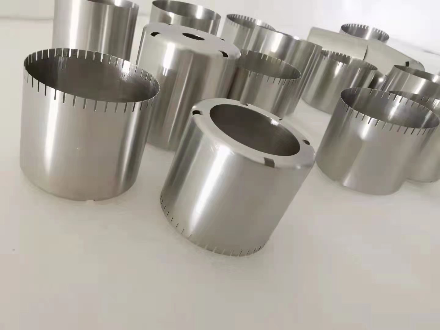 China High Temperature Furnace Tungsten Crucibles 50*25mm Melting Pot Crucible wholesale