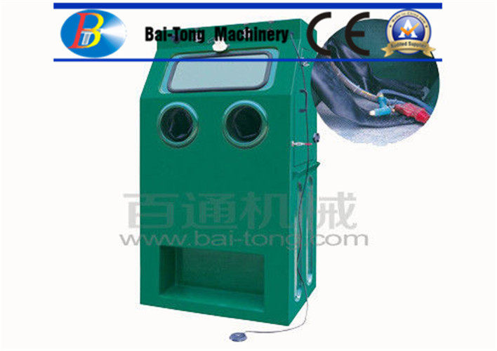 China Reinforced Fiberglass Body Wet Sandblasting Cabinet 1050*750*1750mm Dimension wholesale