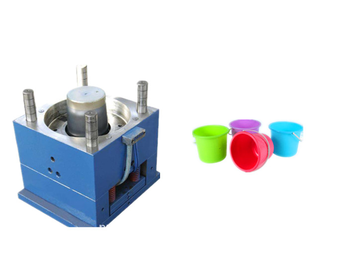 China High Polish Plastic Injection Mould Makers , Househol Prototype Plastic Molding wholesale