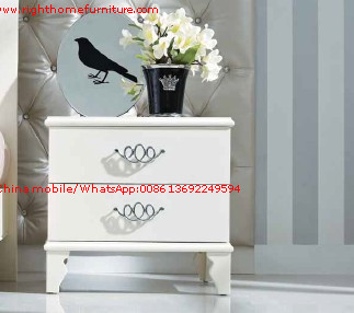 China Ivory Classic Bed side table with wooden drawers for Nightstand design used by Hotel and Villa Furniture wholesale