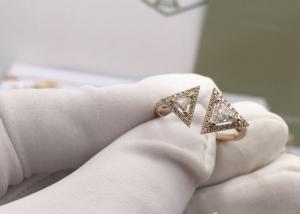 China Classic Elegant Full Diamond 18k Rose Gold Engagement Ring Horn Shaped wholesale