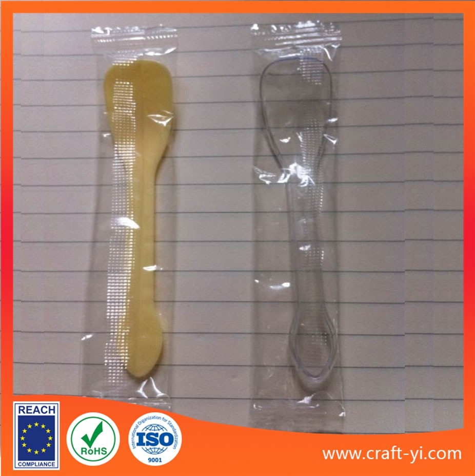 China individual package small plastic spoon for ice cream or jelly in transparent or yellow color wholesale