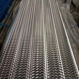China perforated O gratings for flooring and roof walkway gratings wholesale