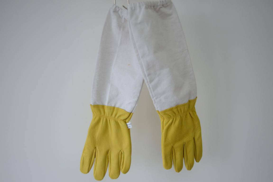 China Sheepskin Protective Bee Clothing Sting Proof Gloves Protective Against Bees For Bee Keepers wholesale