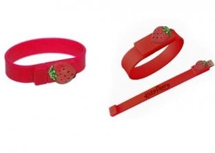 China Custom Strawberry USB Flash Drive Silicone Wristbands / Size 208 * 18 * 8mm  wholesale