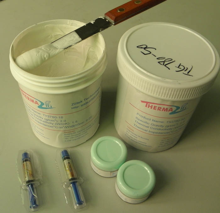 China White Thermal Conductive Grease 1 W / mK , Non-toxic Thermally Conductive Paste wholesale