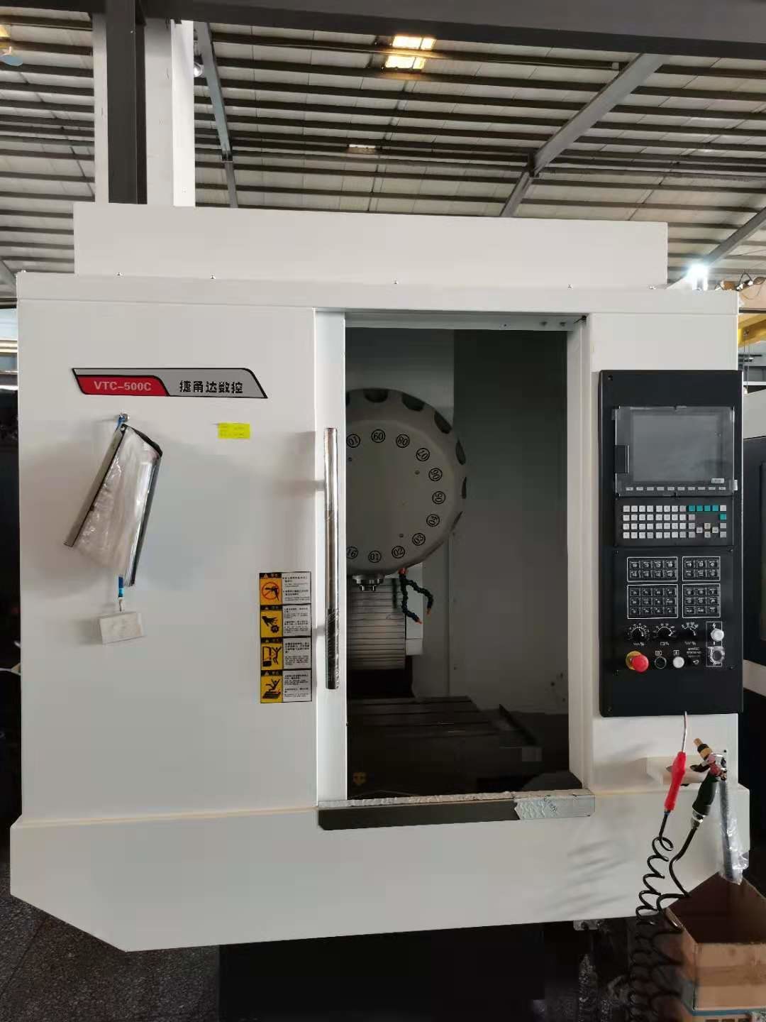 20000rpm 15m/min 3 Axes 3.7kw CNC Engraving Milling Machine