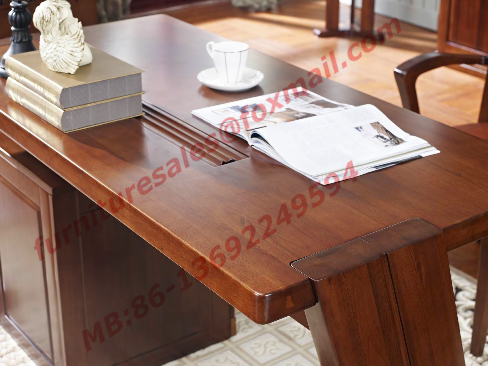 China Wooden Bureau Desk Furniture in Home Study Room wholesale