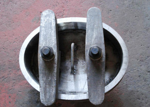 China Normal Pressure Cast Steel Boiler Manhole SGS Power Plant Accessories on sale