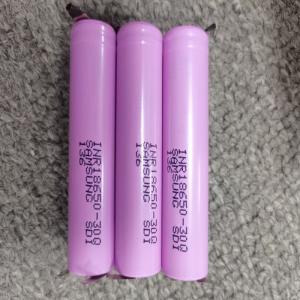 China 3.7V 3000mAh 18650 Lithium Ion Rechargeable Battery For Flashlight wholesale