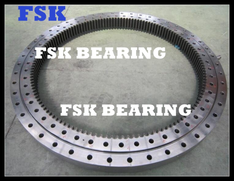 Internal Gear Four-Point Contact Ball Type C.013.25.900 C.013.25.1000 Slewing Bearing