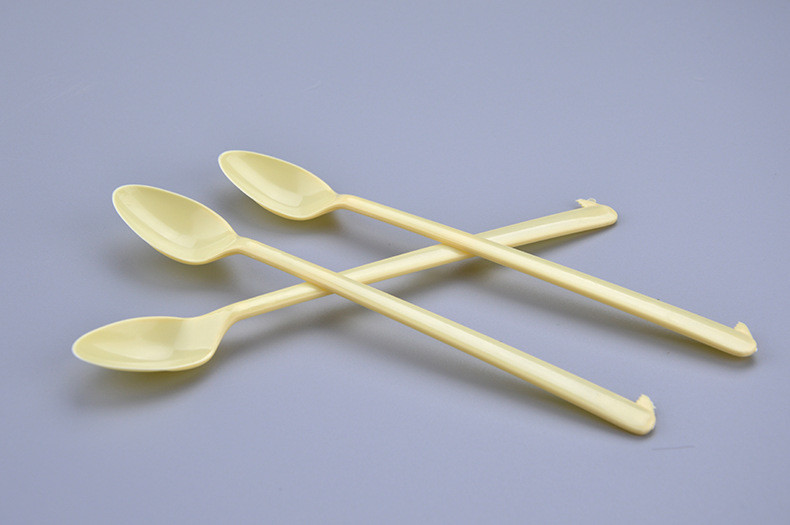 China Plastic Long Mini 6" Wedding Birthday Party Tableware Dessert Spoons wholesale