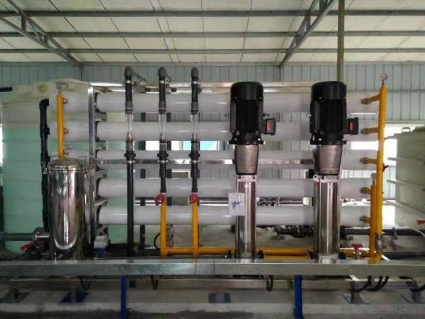 Quality SUS304 Water Tank Reverse Osmosis Plant RO Water Treatment / Filtering / Purifying System for sale
