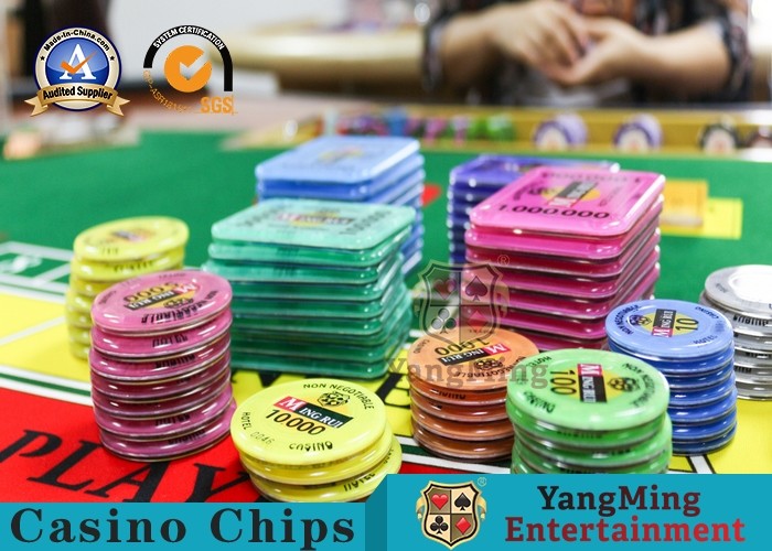 China Square Crystal Acrylic RFID Casino Poker Chip Set Plaque Wear Resistant wholesale