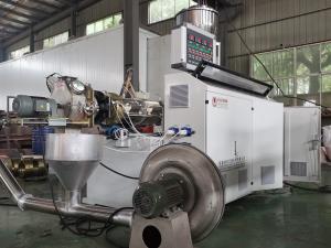 China Hot Die 37Kw Twin Screw Extruder Plastic Pelletizing Making Machine With Knife Cutting wholesale