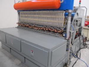 China Mesh Spacing Programming Control Chicken Mesh Making Machine 415v wholesale