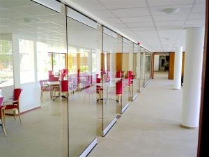 China Ebunge Acoustic Room Dividers Frameless Tempered Glass Partition Wall For Office Space wholesale