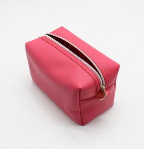China 18.5cm Small Leather Cosmetic Pouch BSCI PU Leather Makeup Bag wholesale