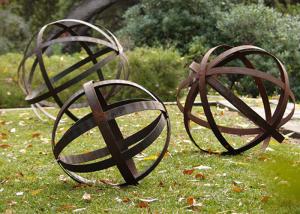 China Hollow Corten Steel Lawn Ball Rusted Metal Garden Sculptures Custom Size wholesale