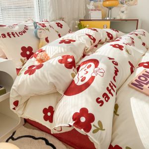 Plain Style 4 Piece Polyester Quilt Bedding Set with Customization Options