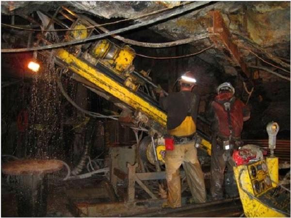 UX600 Underground Drill Rig Depths Up To 500 M The Copy Of Atlas Copco Diamec U4