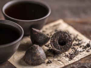China Antibacterial Wild Pu Erh Tea , Pure And Long - Lasting Pu Erh Black Tea wholesale