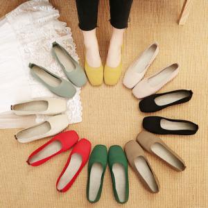 China Classic Slip On Flat Ballerina Shoes Round Toe For Versatile Style wholesale