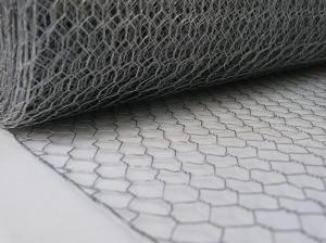 China 1/4&quot; Hexagonal Wire Mesh Twisted 1/2'' 3/8'' 3/4'' Opening Size Cages Application wholesale