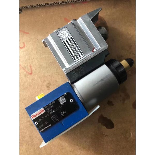 Rexroth Proportional Directional Valve with 1500-2700 RPM Rotation Speed ISO 4406 Fluid Cleanliness and 350 Bar Maximum Pressure