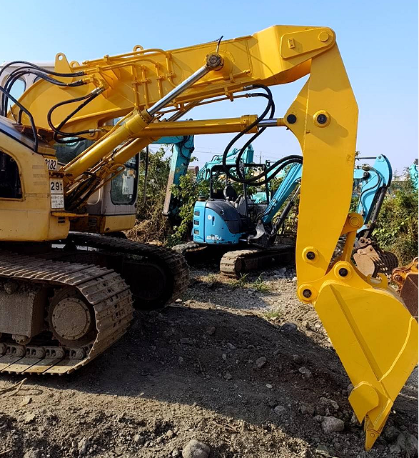 High Precision CAT320 Excavator Three-Stage Telescopic Arm BS900E For Deep Pit Engineering