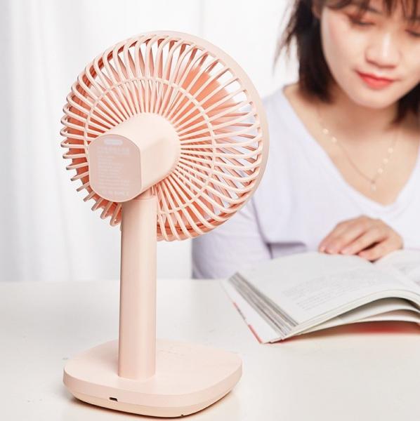 Quality DC5V Rechargeable Table Fans Bedroom Battery Operated Desk Fan for sale