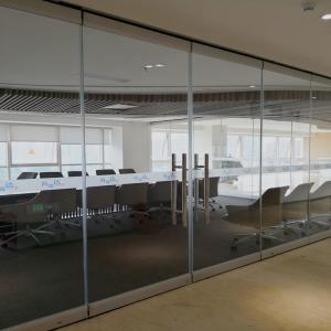 China Frameless Glass Office Furniture Partitions Operable Walls For Conference Room wholesale