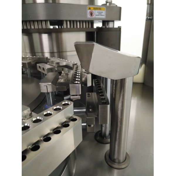 All Size Pill Capsule Filling Machine With 48000 Capsules / H High Efficiency