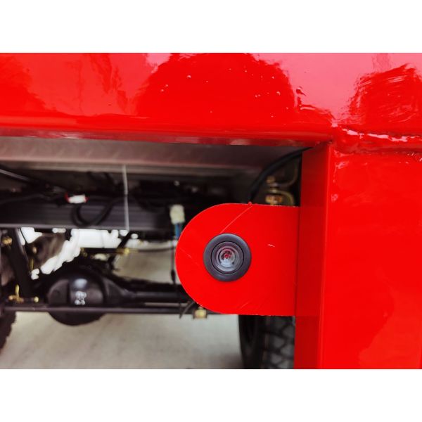 Enclosed Cabin Tricycle High Cost Performance With 12V Voltage Powerful Engine